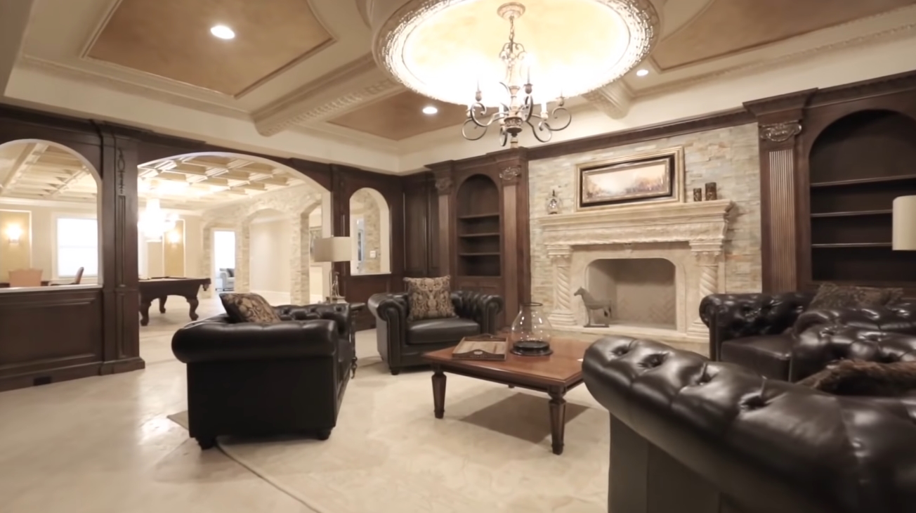 39 Photos vs. 938 Peacock Station Rd, Mclean, VA vs. Luxury Mansion Interior Design Tour
