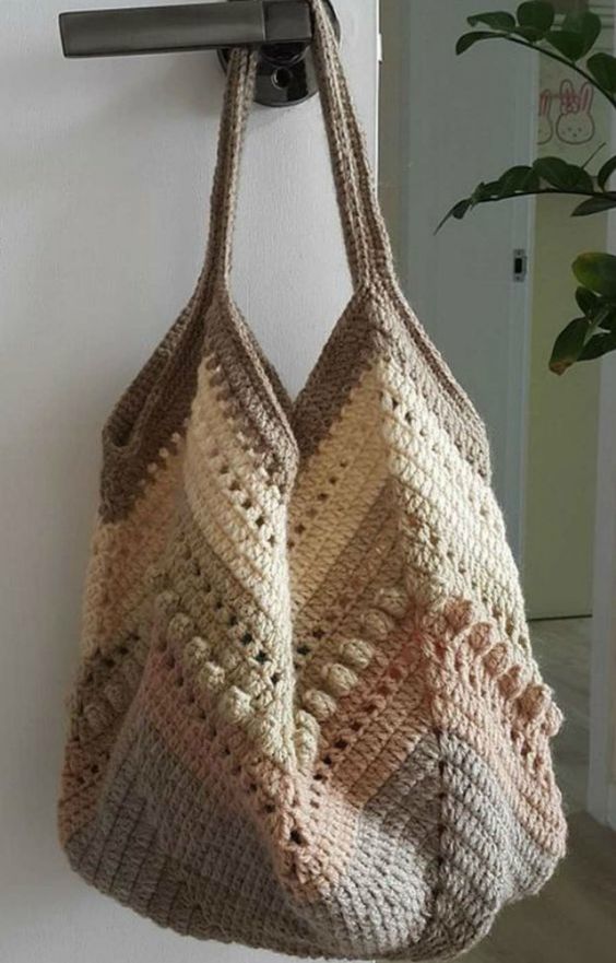 tulip crochet bolsa