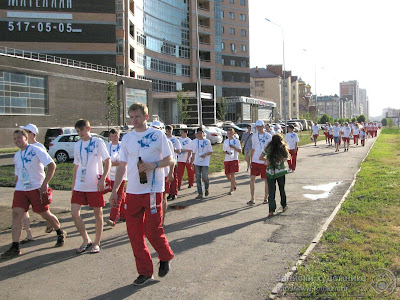 Универсиада 2013, Волонтеры идут на генеральную репетицию