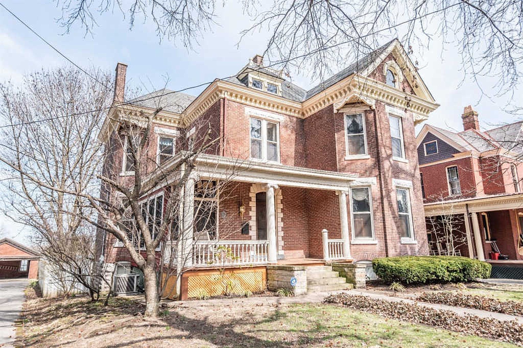 Sweet House Dreams 1895 Queen Anne Victorian in Paris, Kentucky