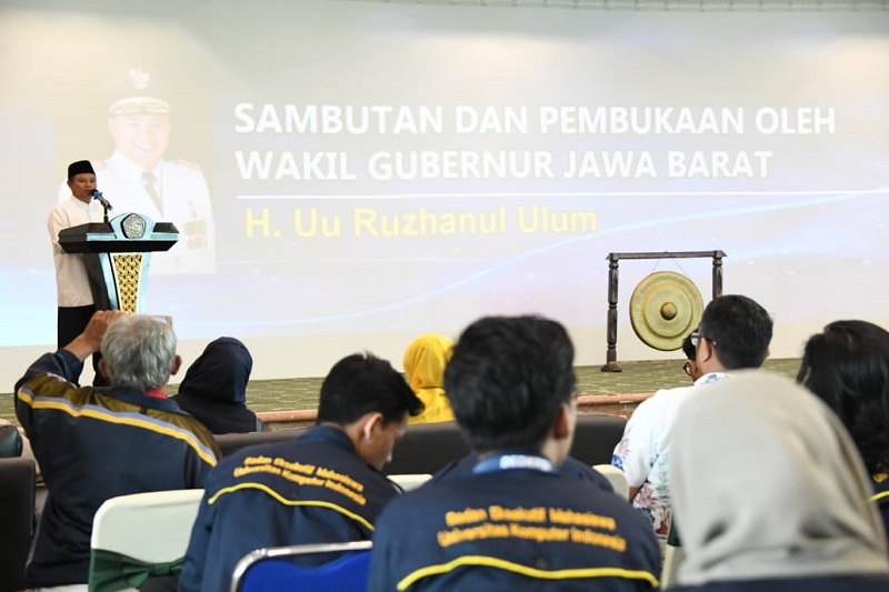 Wagub Jabar : Loncatan Teknologi Jadi Peluang Sekaligus Tantangan Generasi Muda