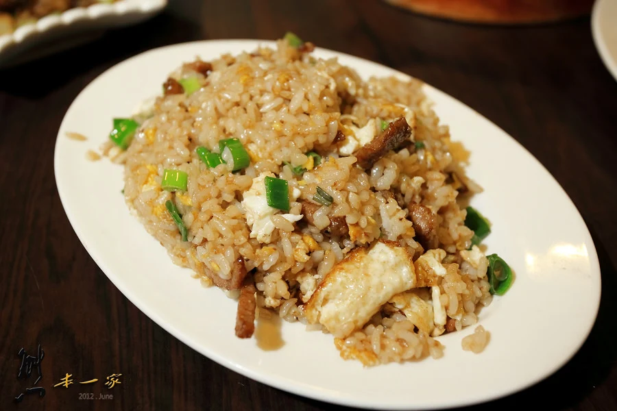 鱻客棧熱炒|包廂KTV歡唱聚會好所在|非凡大探索美食推薦報導