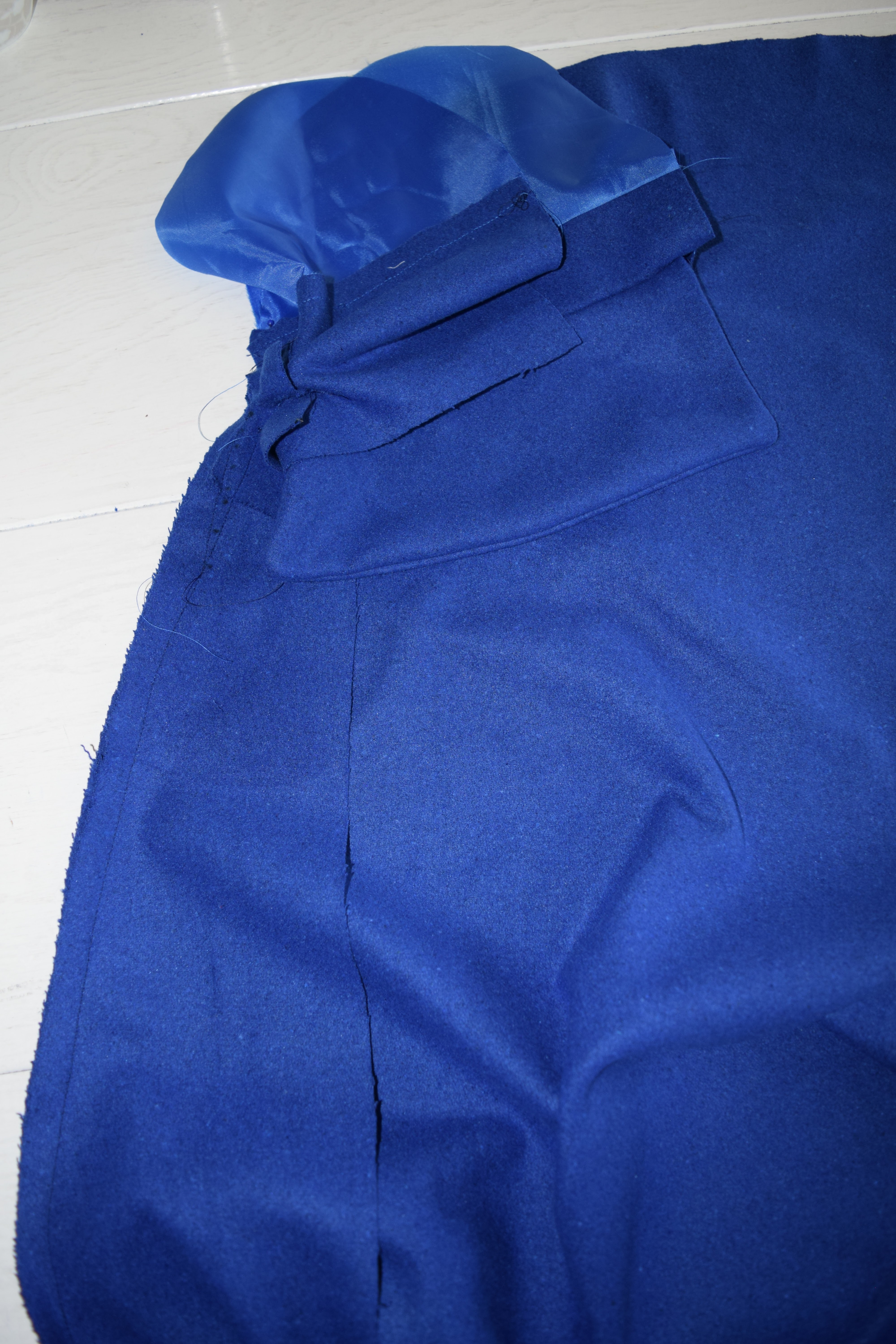 Sew-along: Vogue 1669: vintage coat - royal blue version - finished 23-6