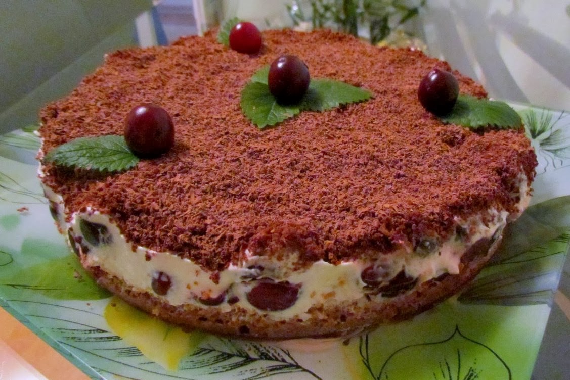 торс с вишней и маскарпоне. торт с вишней и маскарпоне. пирог наслаждение с вишней. торт вишневое наслаждение. пирожное вишневое наслаждение.