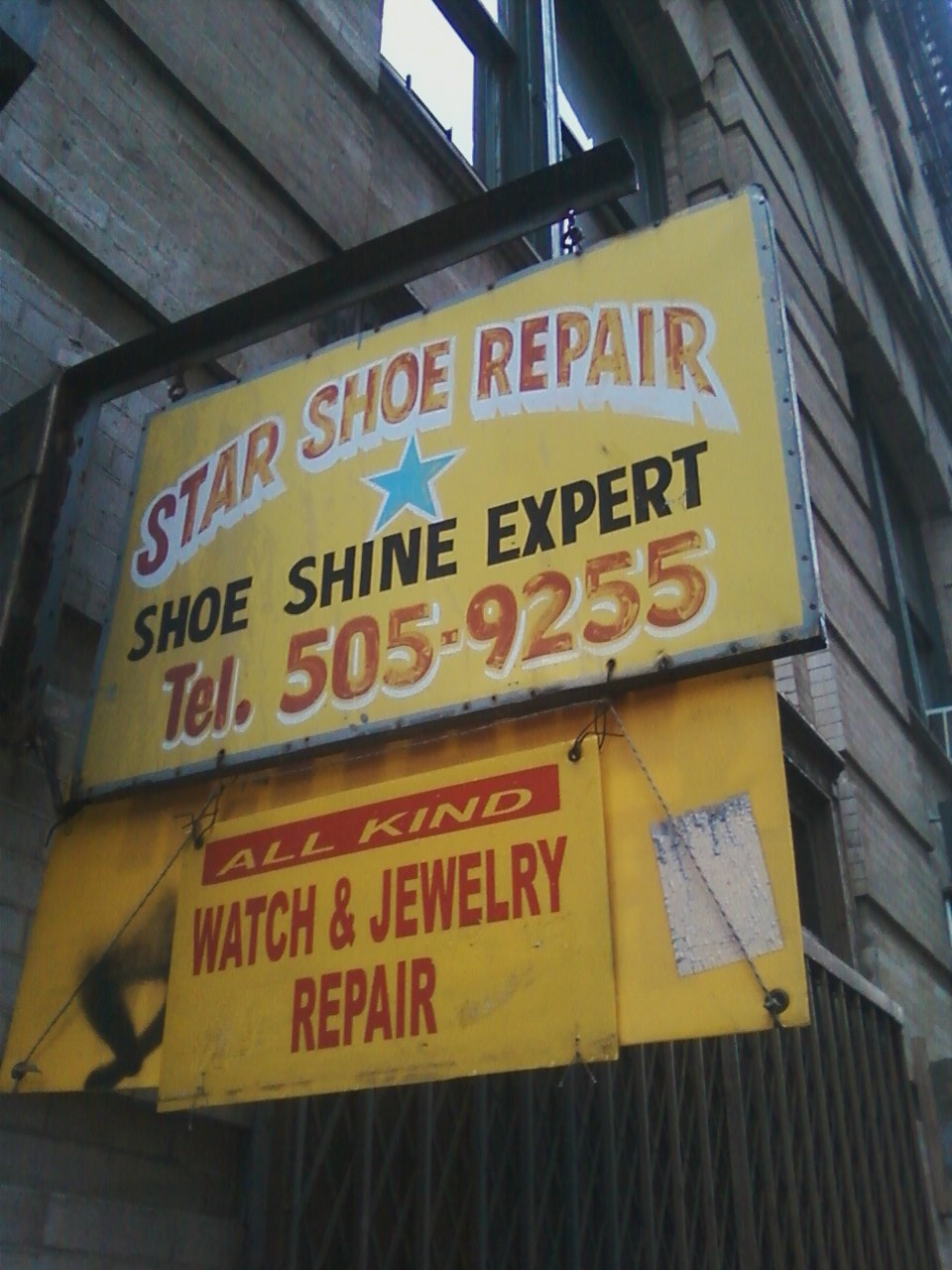 Lost City Star Shoe Shop, Village Survivor