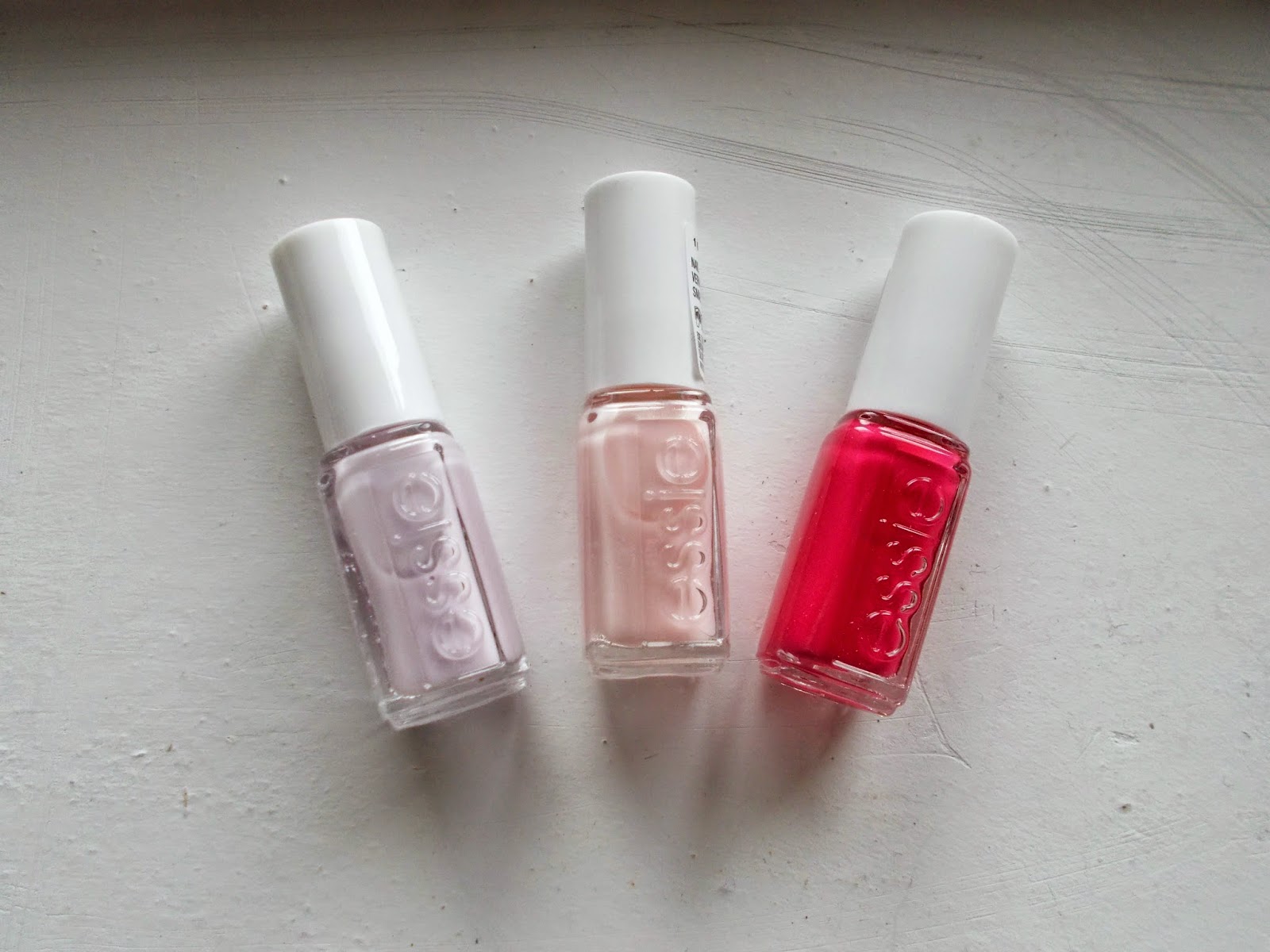 <img src="essie.jpg" alt="essie wedding trio hubby for dessert lilac vanity fairest pink brides no grooms">