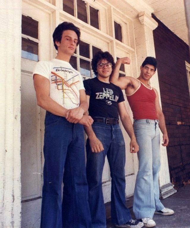 In the 1970s Real Men Wore Flared Trousers and Flowery TShirts How Cool  Do These Guys Look  Vintage Everyday
