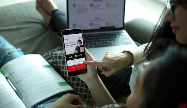 Perusahaan Telekomunikasi Mengalami Kerugian Pada Semester 1 Tahun Ini Perusahaan Telekomunikasi Mengalami Kerugian Pada Semester 1 Tahun Ini