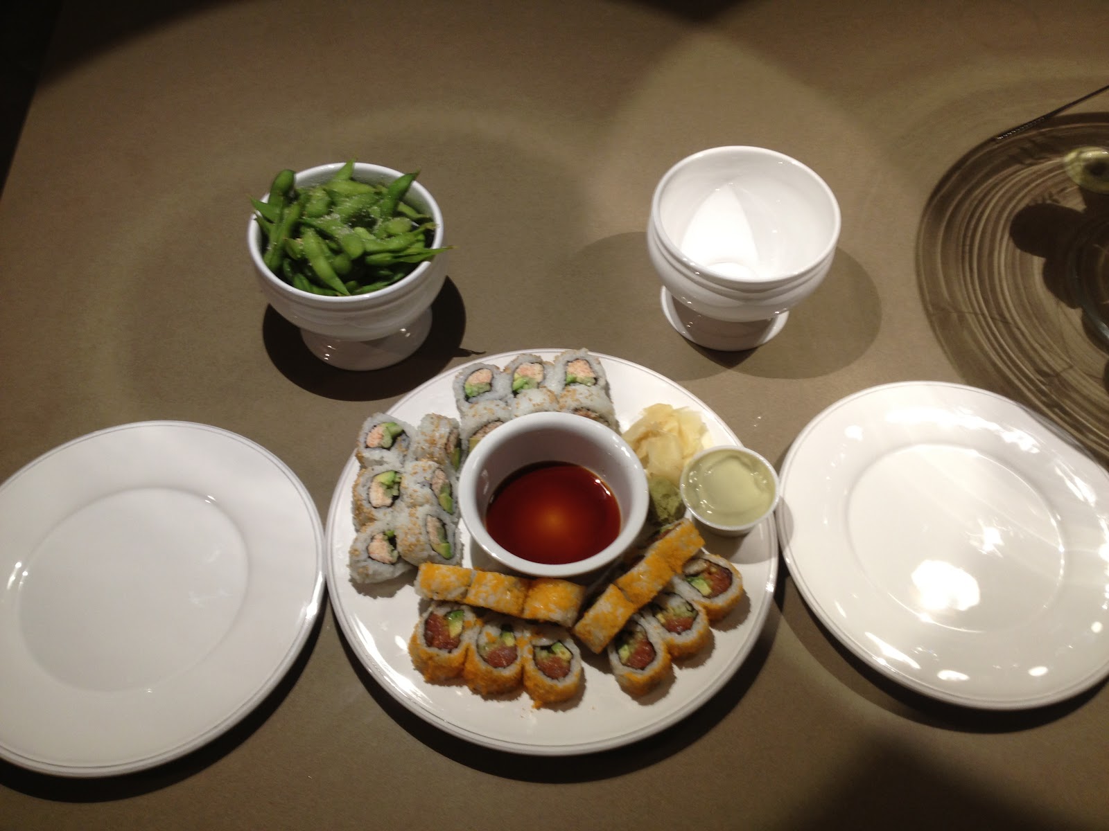 Two Domestic Divas: Sushi, Please! (Easy, Home Dinner!)
