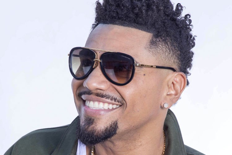 Cantores pretos e pardos brasileiros da Atualidade Cantores pretos e pardos brasileiros da Atualidade
