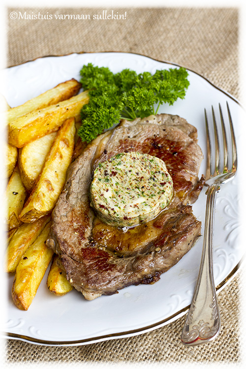Maistuis varmaan sullekin! Paistetut entrecotepihvit & pekonivoi