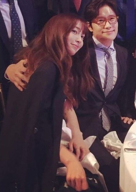 Overseas pictures of Lee Byung Hun and Lee Min Jung - K-POP, K-FANS