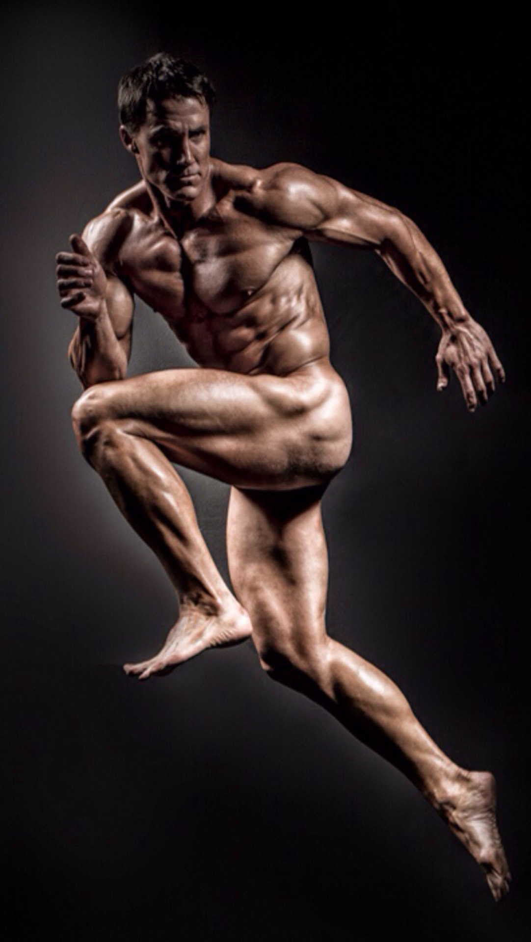 Greg Plitt's kick ass body: Buff model poses nude.