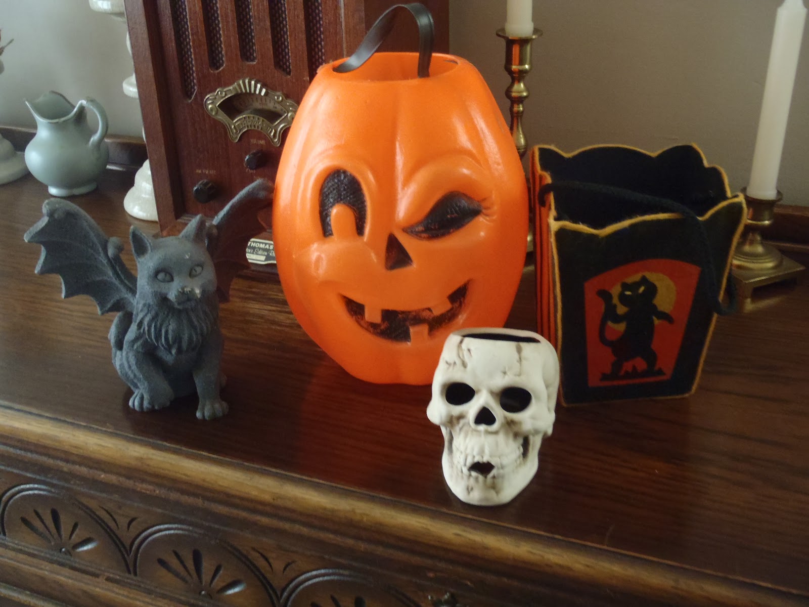 Creating With The J's The Halloween Mantel