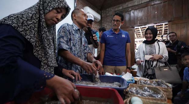 Sandiaga Uno Sosialisasikan Rumah Siap Kerja di Sleman