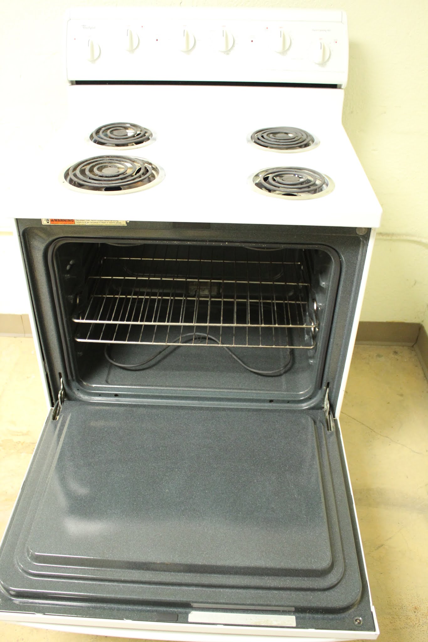 White Whirlpool Stove for Sale in Phoenix, AZ Arizona Used Appliances New & Used Appliances