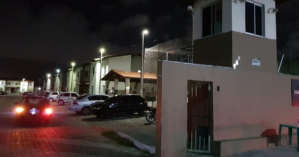 TIANGUÁ AGORA EM MARACANAÚ (CE), MORADOR DE CONJUNTO HABITACIONAL É MORTO A TIROS TIANGUÁ AGORA EM MARACANAÚ (CE), MORADOR DE CONJUNTO HABITACIONAL É MORTO A TIROS
