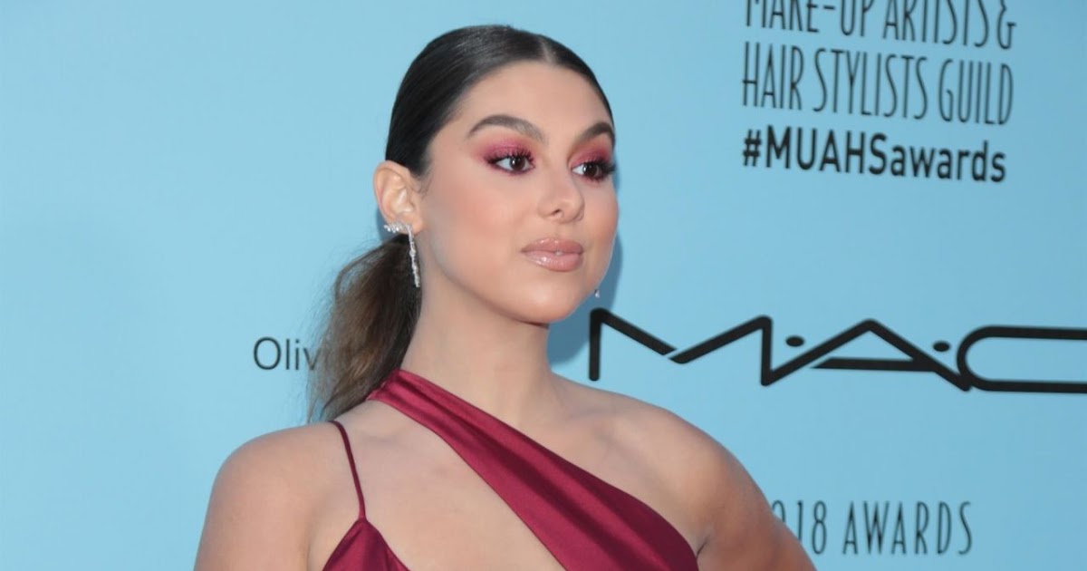 Funny Gallerys Kira Kosarin Make Up Artist Hair Stylist Guild
