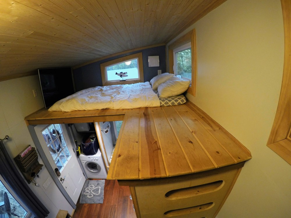Gainesville Tiny Home (190 Sq Ft) [ TINY HOUSE TOWN ]