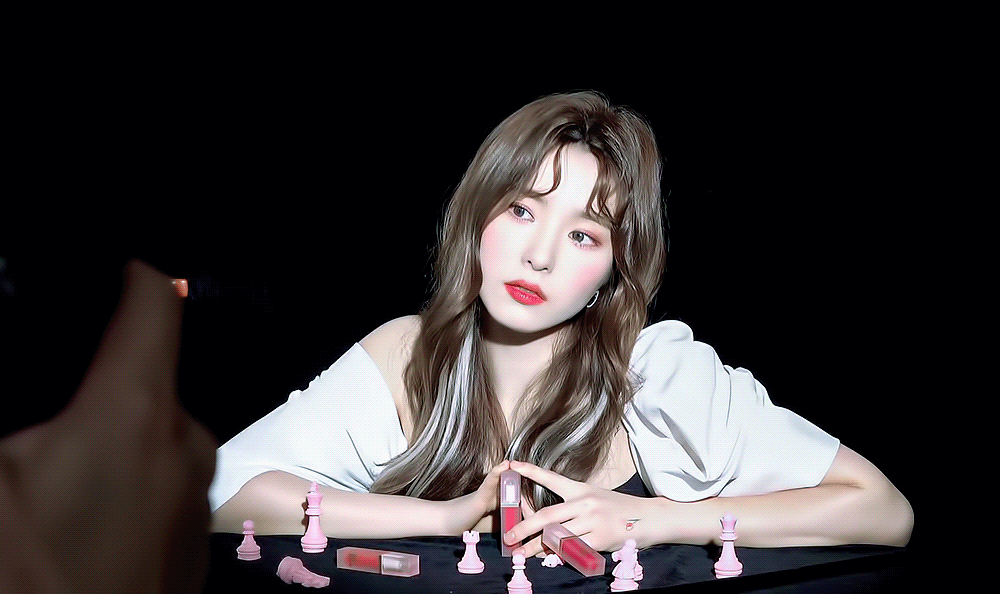 [연예] [움짤]         바닐라코 광고찍는 신세경 미모 ㄷㄷ. -  와이드섬