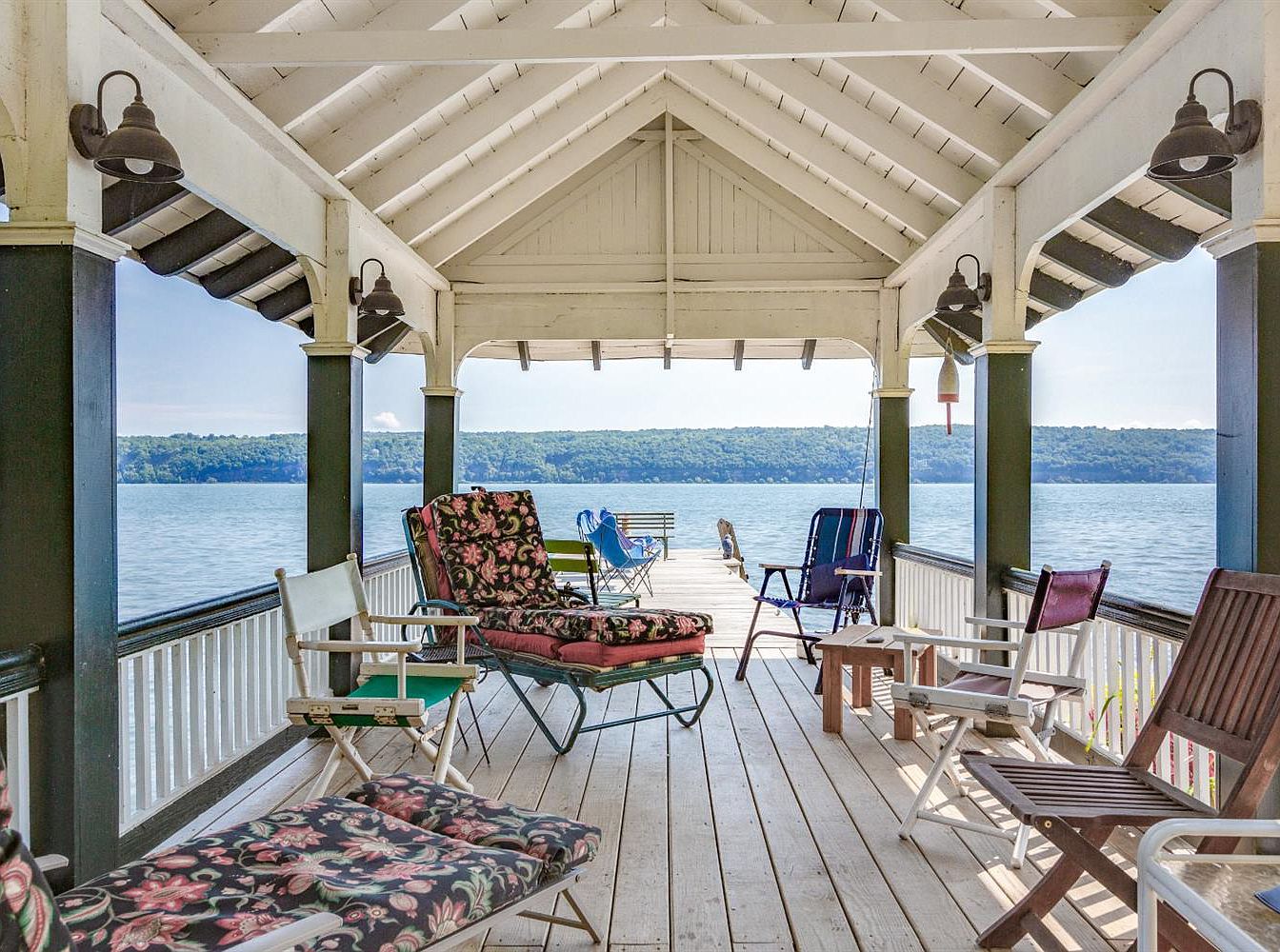 Sweet House Dreams 1900 Lakehouse in Ithaca, New York