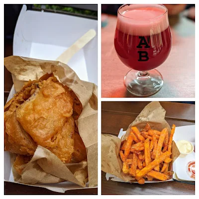 Where to eat in Oslo: onion rings, sweet potato fries, and beer at the Beer Palace in Aker Brygge