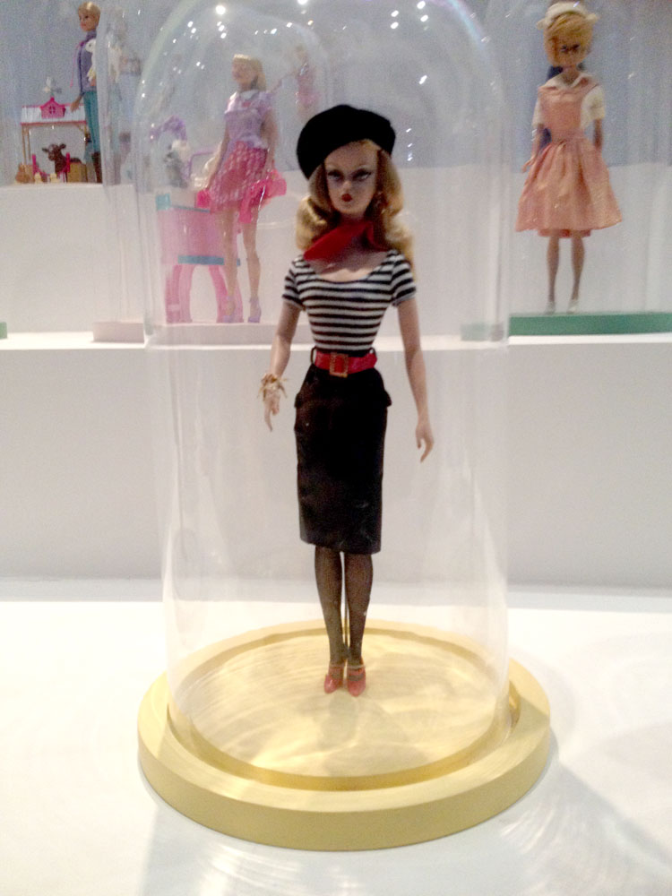 Barbie : The fashion show! Explorez la Nouvelle Vague Barbie avec les –  Melissa Shoes France