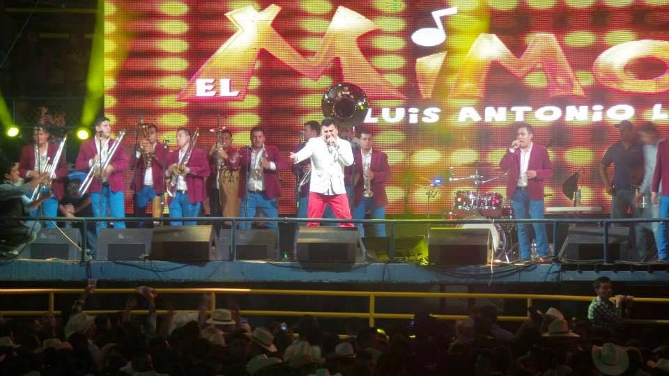 Luis Antonio en vivo