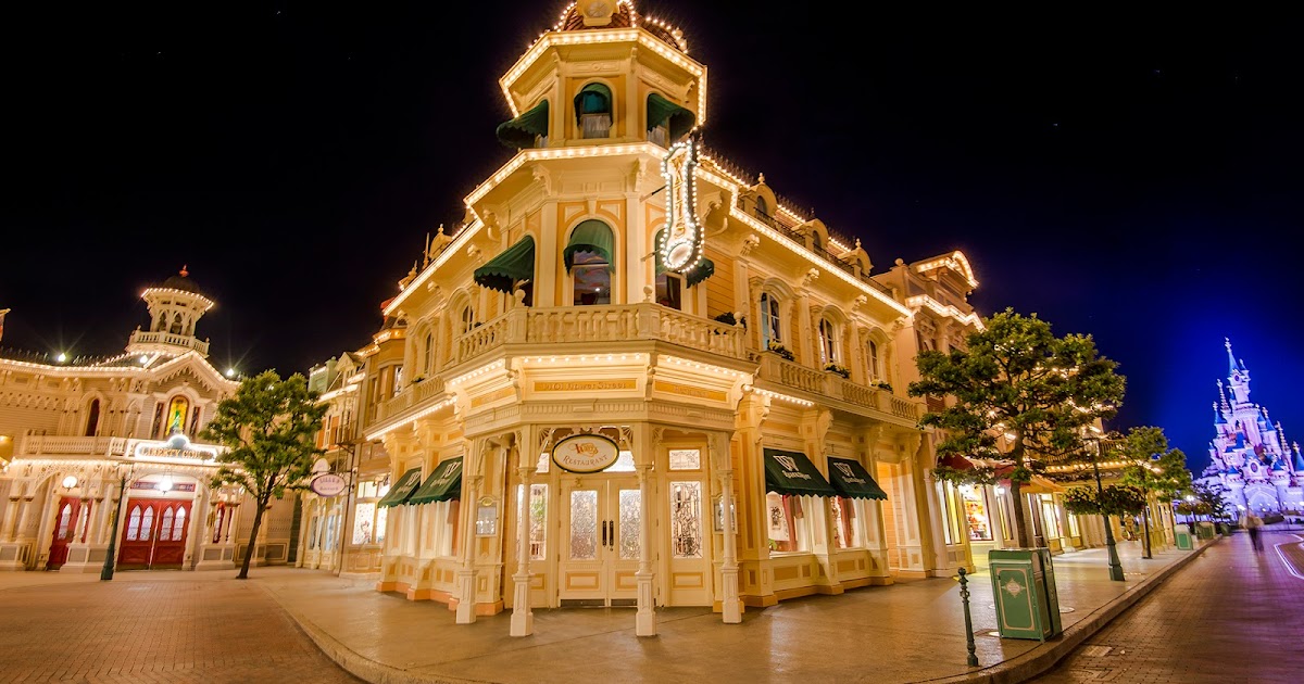 The Four Corners from Center Street