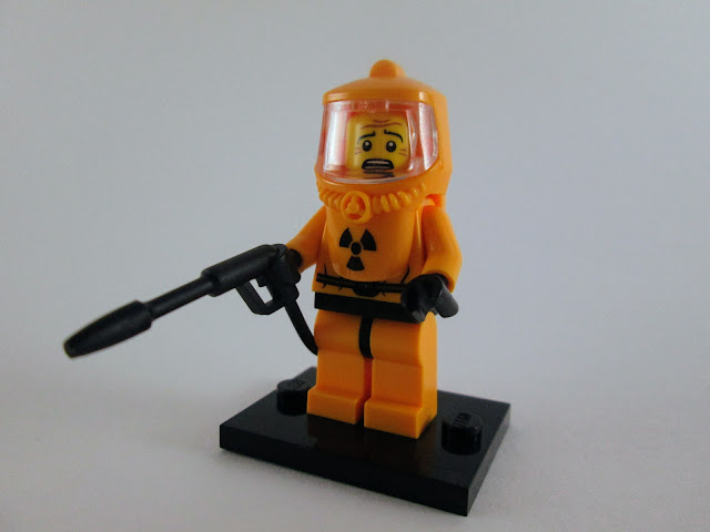 Set LEGO Minifigures Series 4 8804 - Hazmat Guy (13)