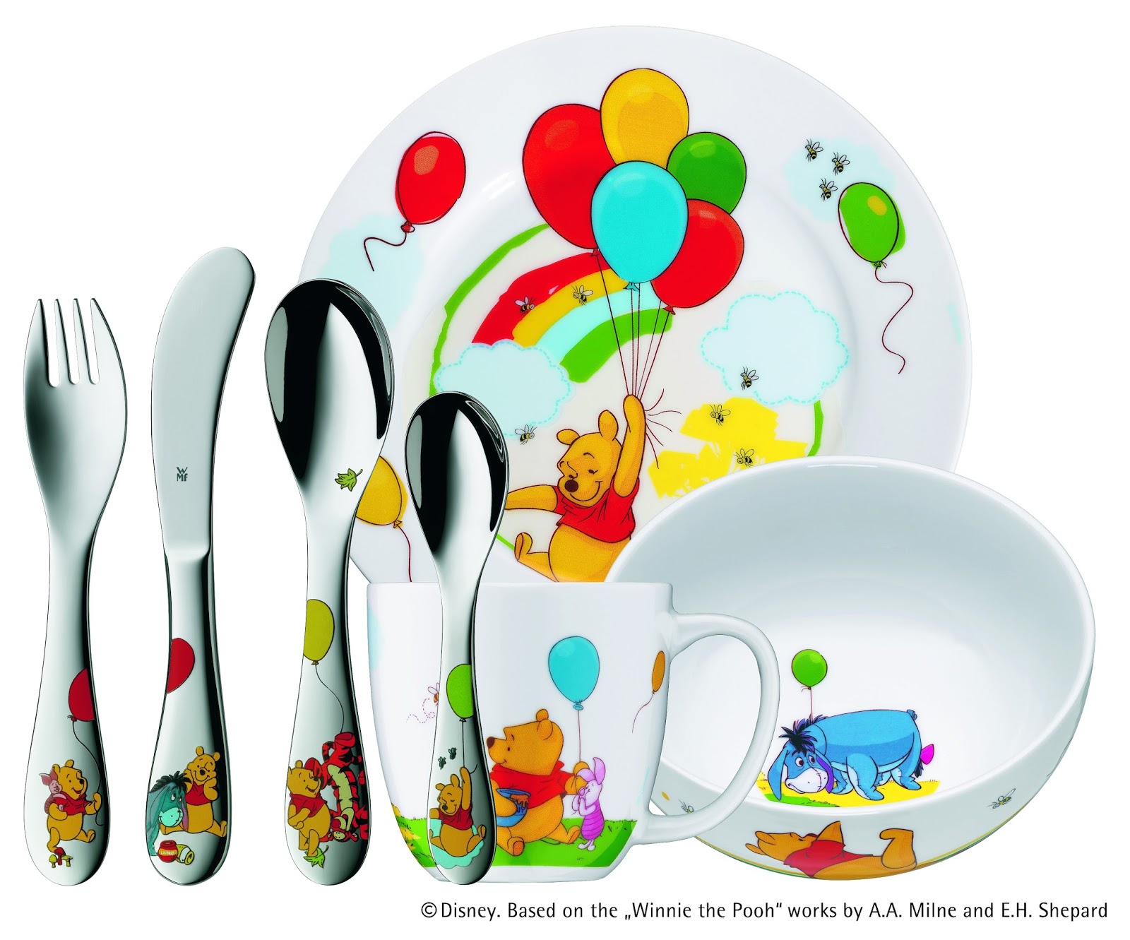 ребенок с детской посудой. красивая детская посуда. ребенок ест из тарелки. детский набор посуды. выбираем детскую посуду.