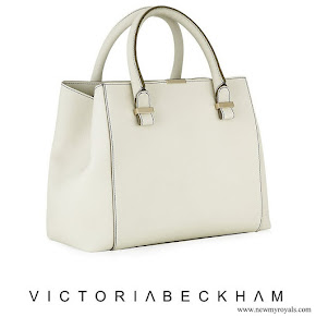 Kate-Middleton-carried-her-Victoria-Beckham-Quincy-bag.jpg