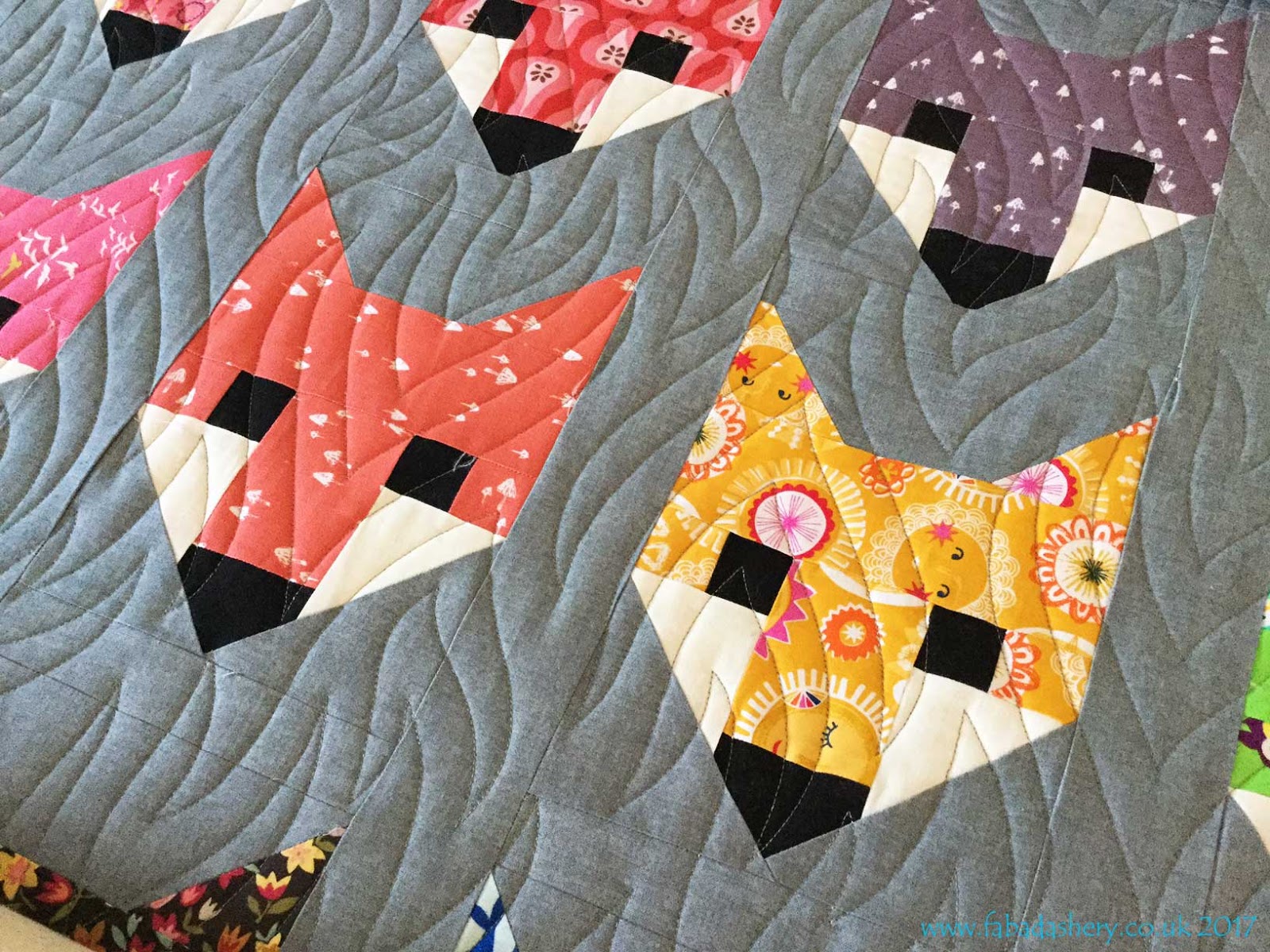 Fabadashery Longarm Quilting Fancy Fox Baby Quilt by Penny