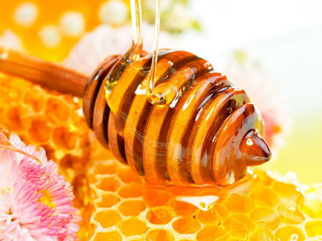TREATMENT RECIPES with HONEY
