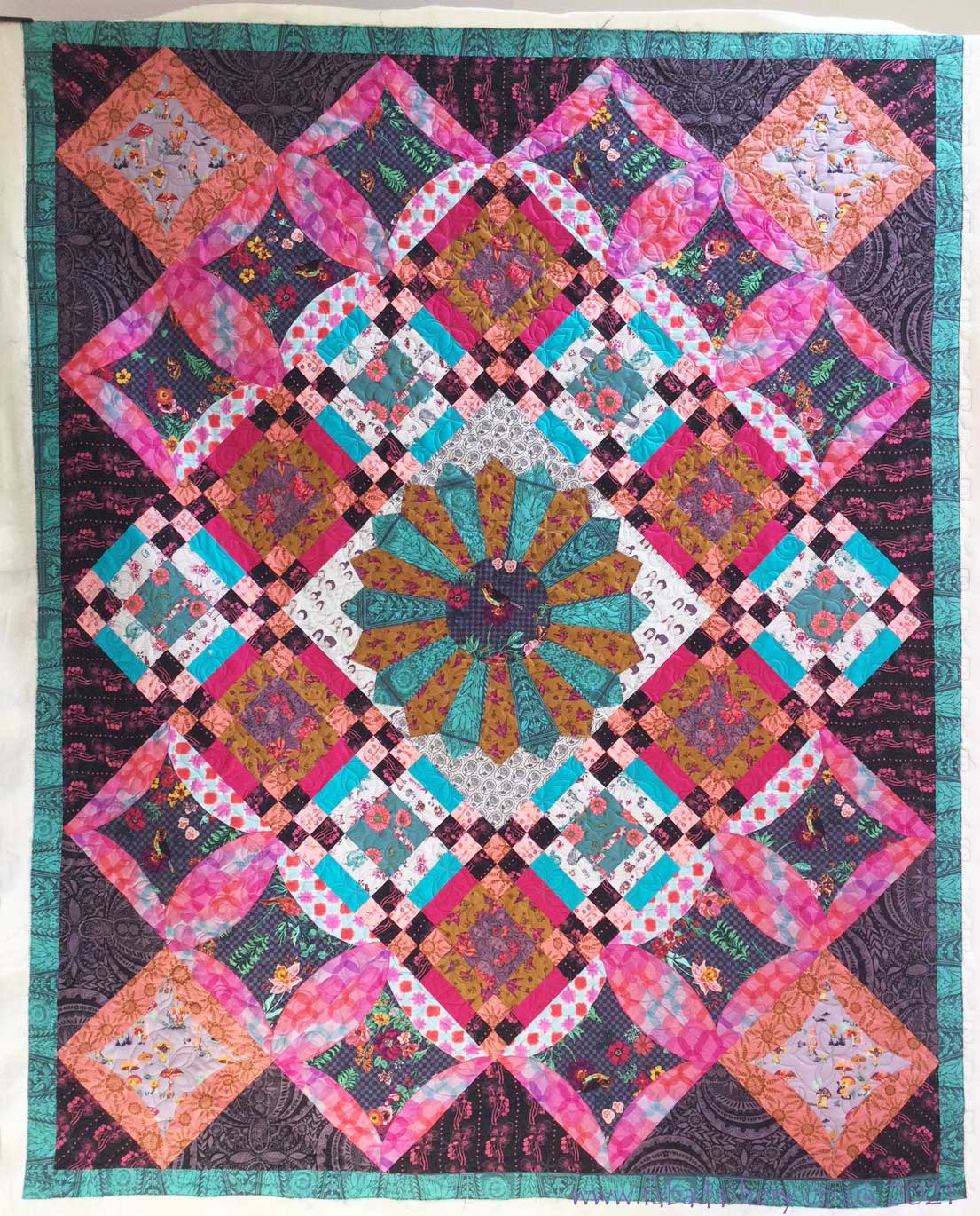 Fabadashery Longarm Quilting Krina's Portrait Quilt Conservatory by