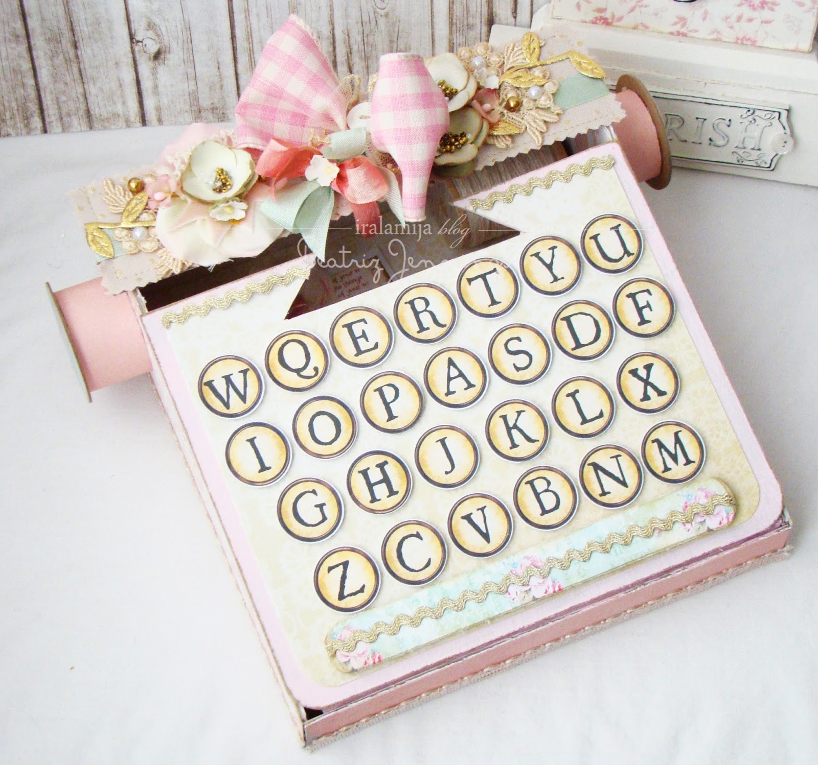 iralamija Typewriter Box