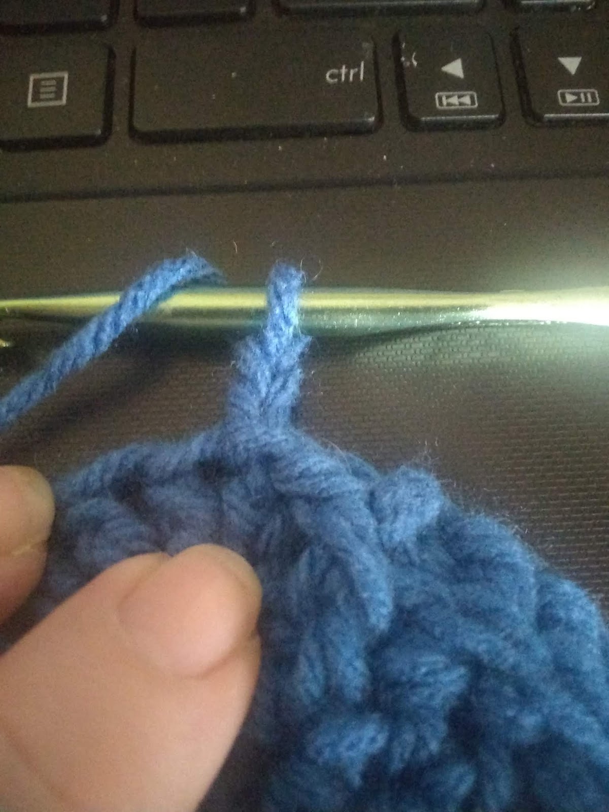 CreationsbyMalindaCo How to crochet a basket weave stitch baby beanie