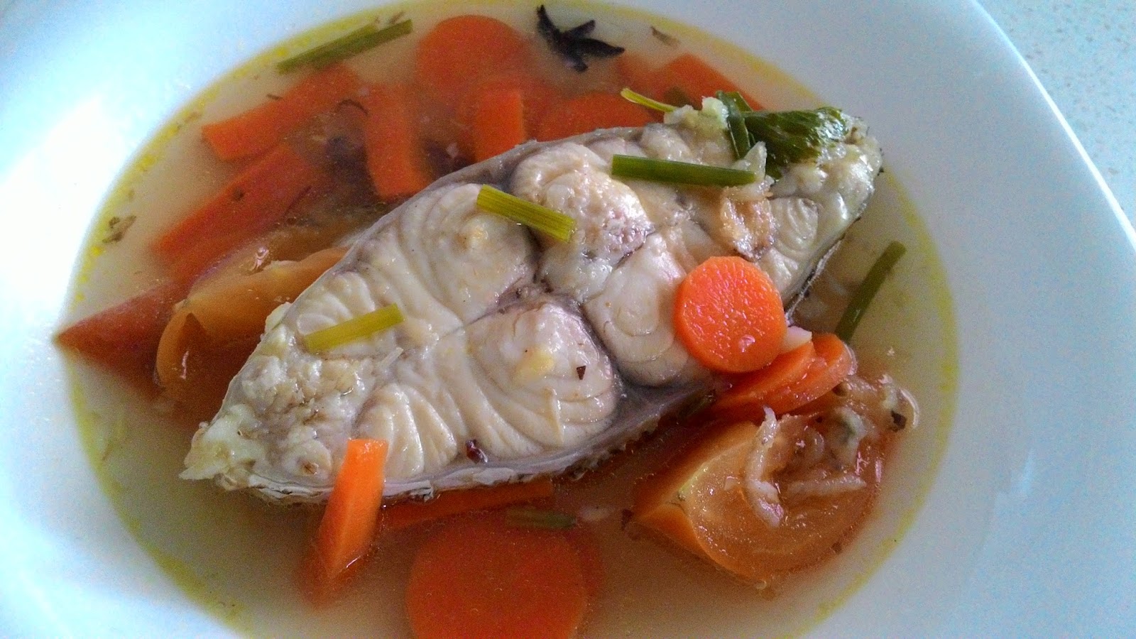 Airtangan Cik Siti: Sup Ikan Jenahak - Resipi Berpantang