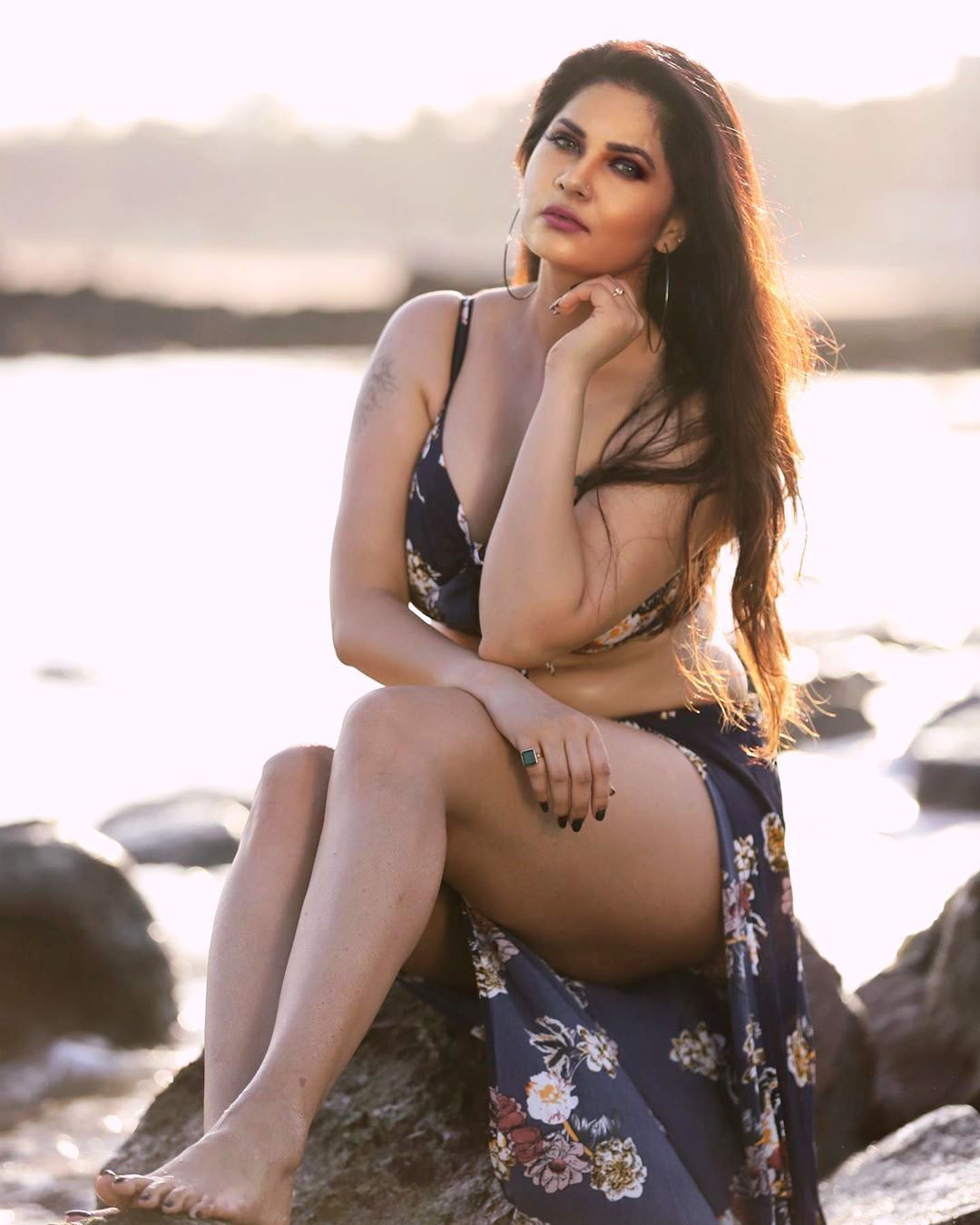 Hot Actress Aabha Paul Thighs, Legs, Feet, Bikini Photos, Images, Wallpaper...