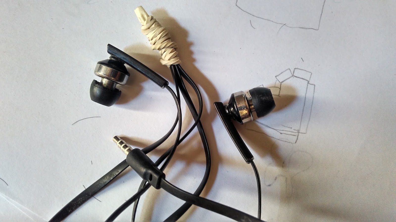 Gambar 3: Cara Menyambung Kabel Earphone/Headset yang Putus