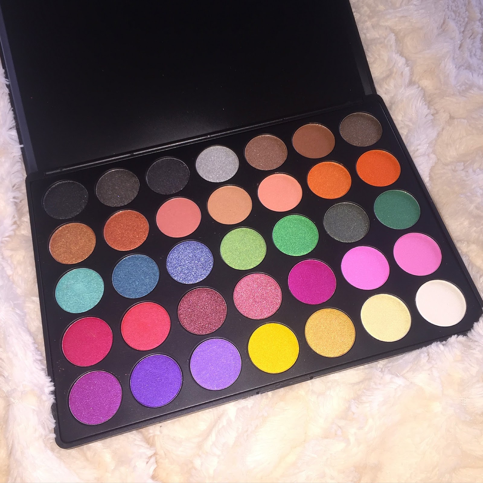 Eyeshadow palette morphe Integrert
