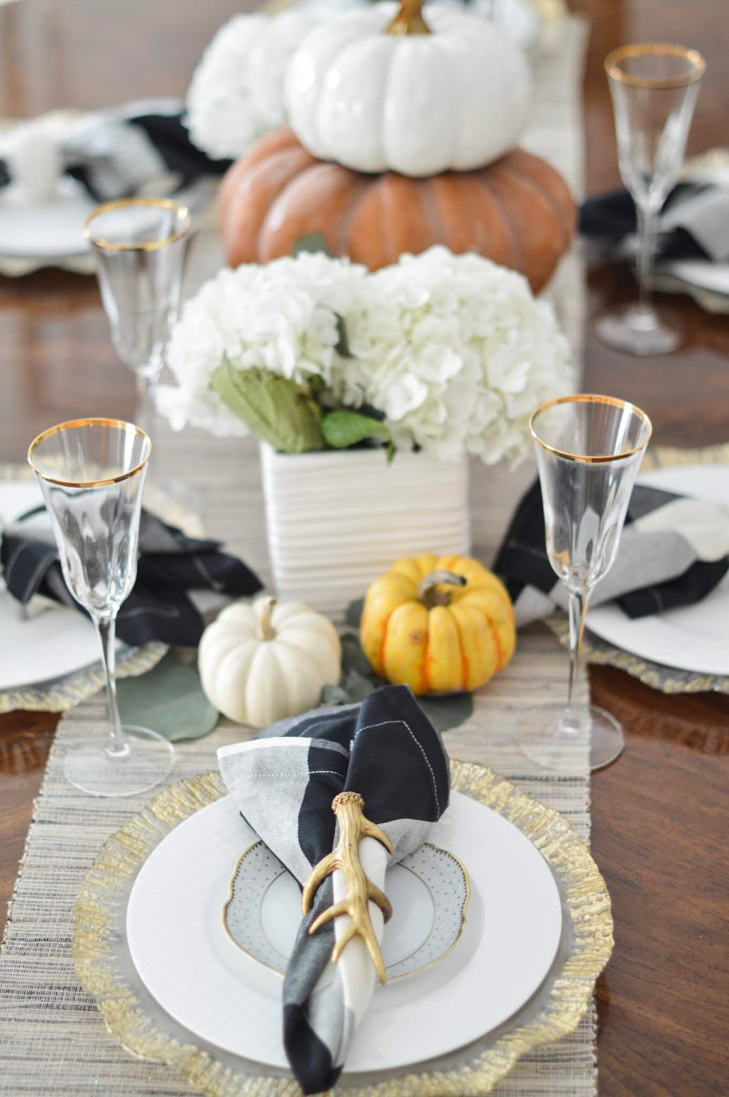 Thanksgiving-Inspired Tablescape | Southern Style | a life + style blog