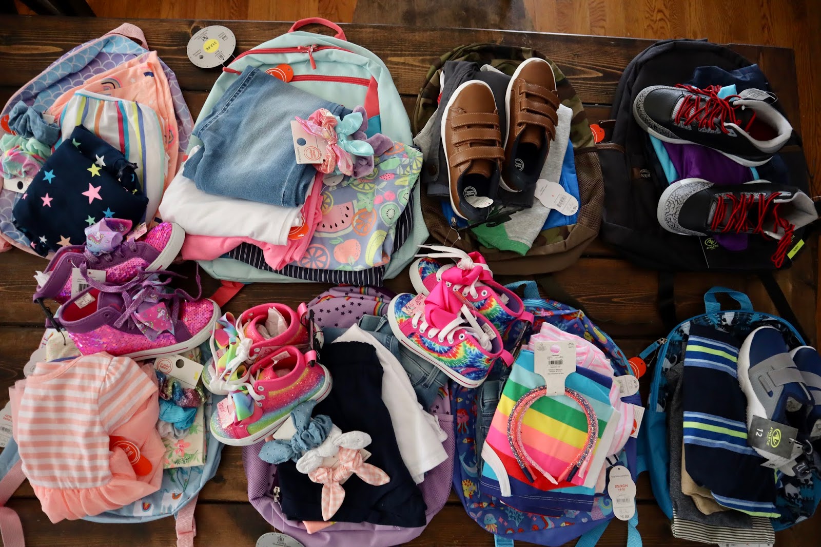 Momfessionals BackToSchool SURPRISE BAGS with Walmart ;)