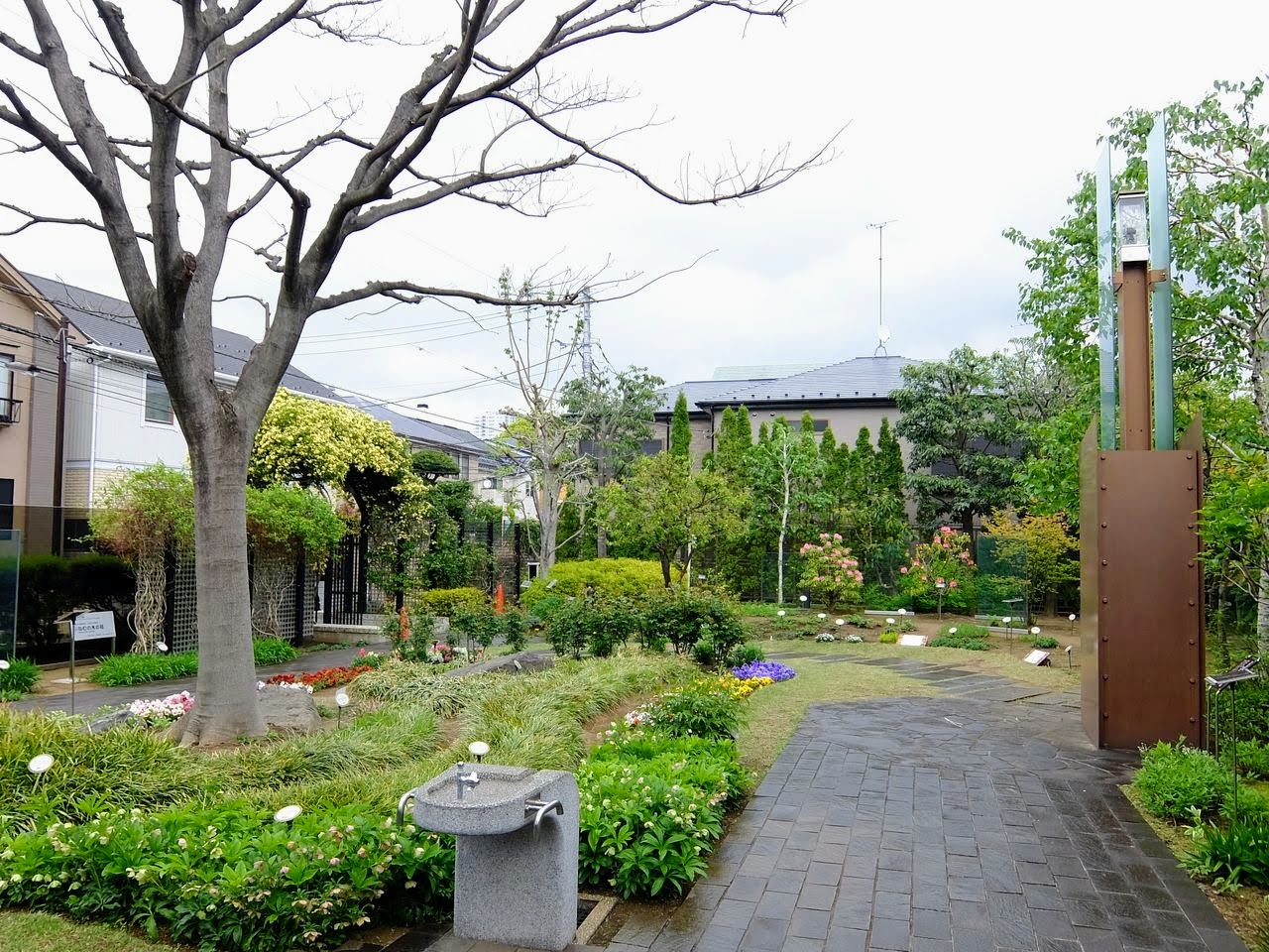 1844/1000 ねむの木の庭(東京都品川区)日本1000公園 1844/1000 ねむの木の庭(東京都品川区)日本1000公園