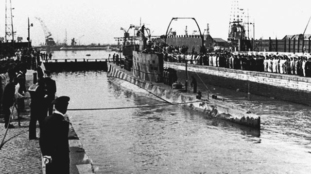 Italian submarine Guglielmotti, sunk on 17 March 1942 worldwartwo.filminspector.com