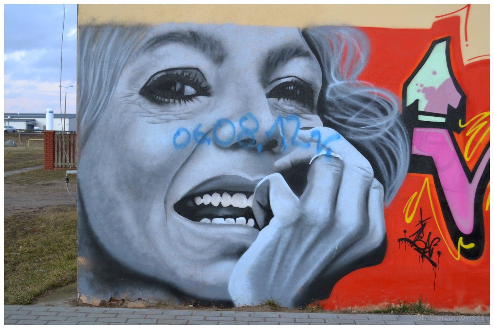Graffiti Lębork - portrety Patryka Łukaszuka