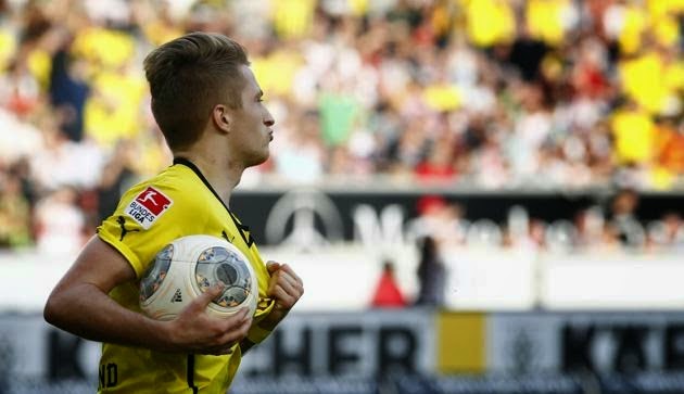 Reus lidera la remontada del Borussia ante el Stuttgart