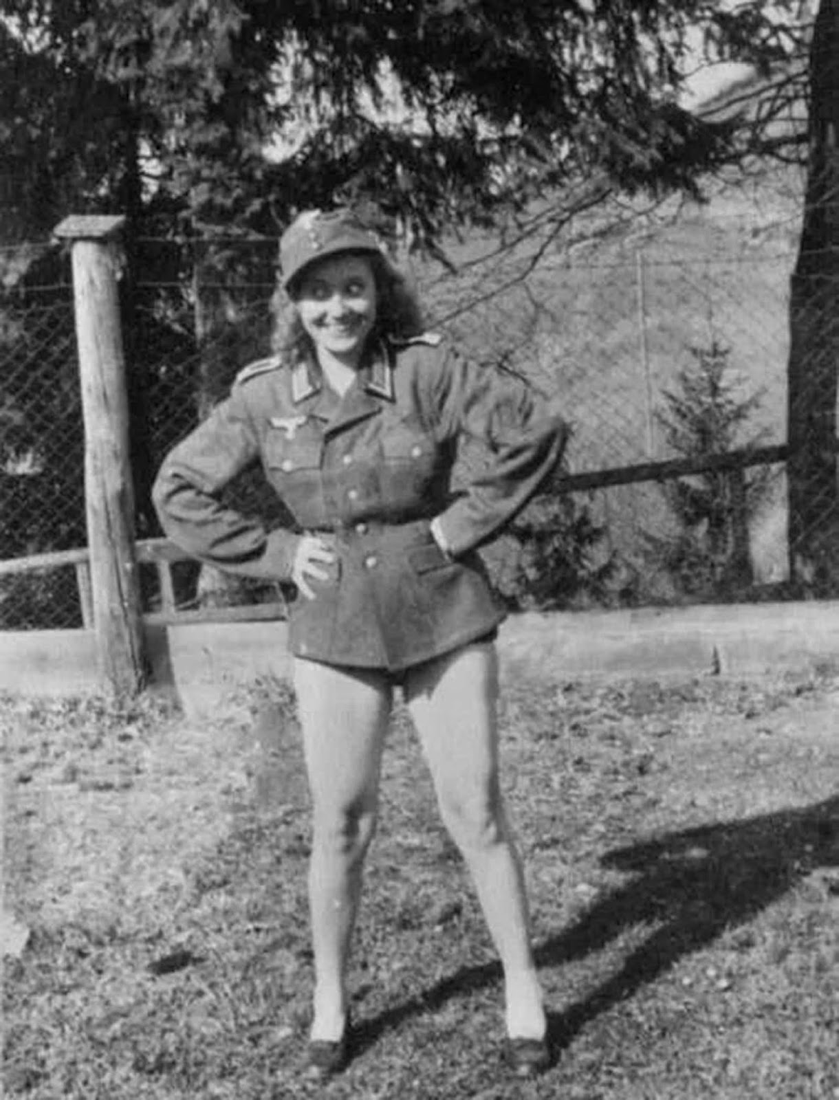 Лара Бауэр 1945