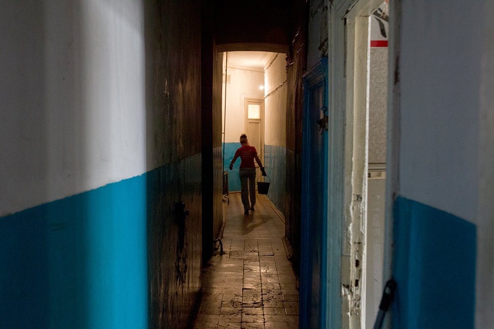 куды выселяю за антисанитарию в увартире. выселение из жилого помещения. выселение из коммунальной квартиры. выселили из квартиры за долги. пьянка в коммуналке.