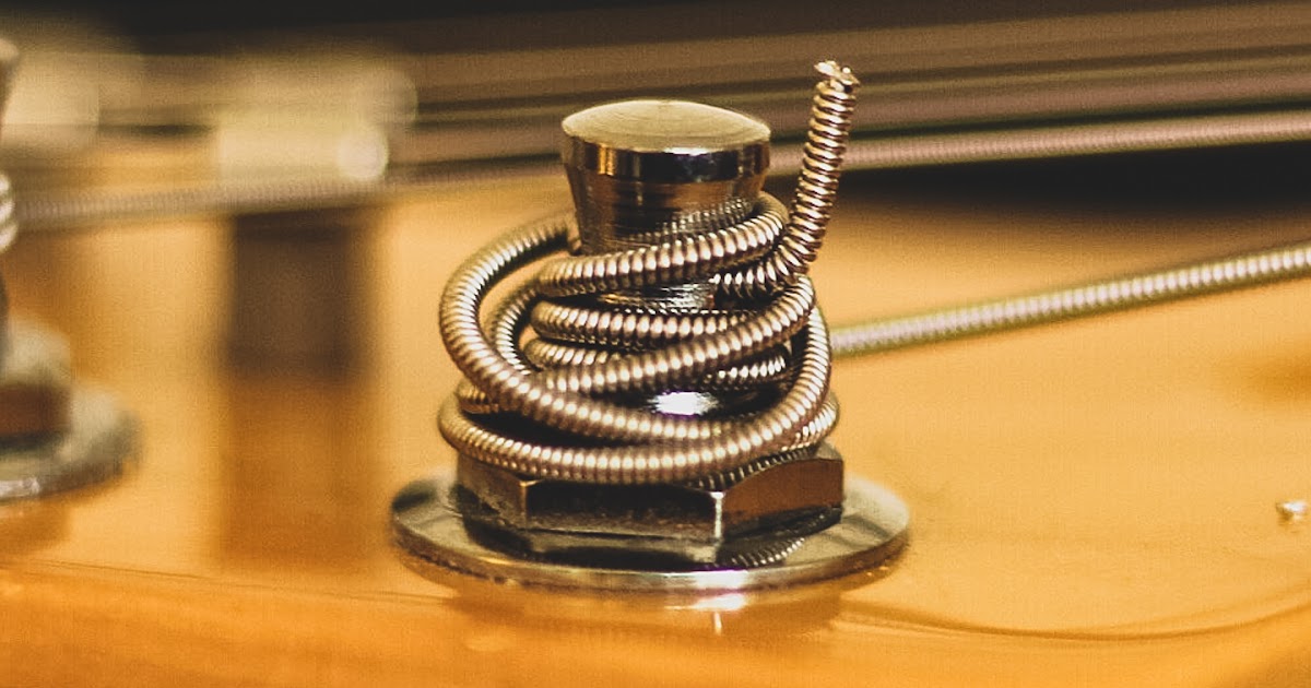 Gord's Place The reverse wrap method of installing guitar strings